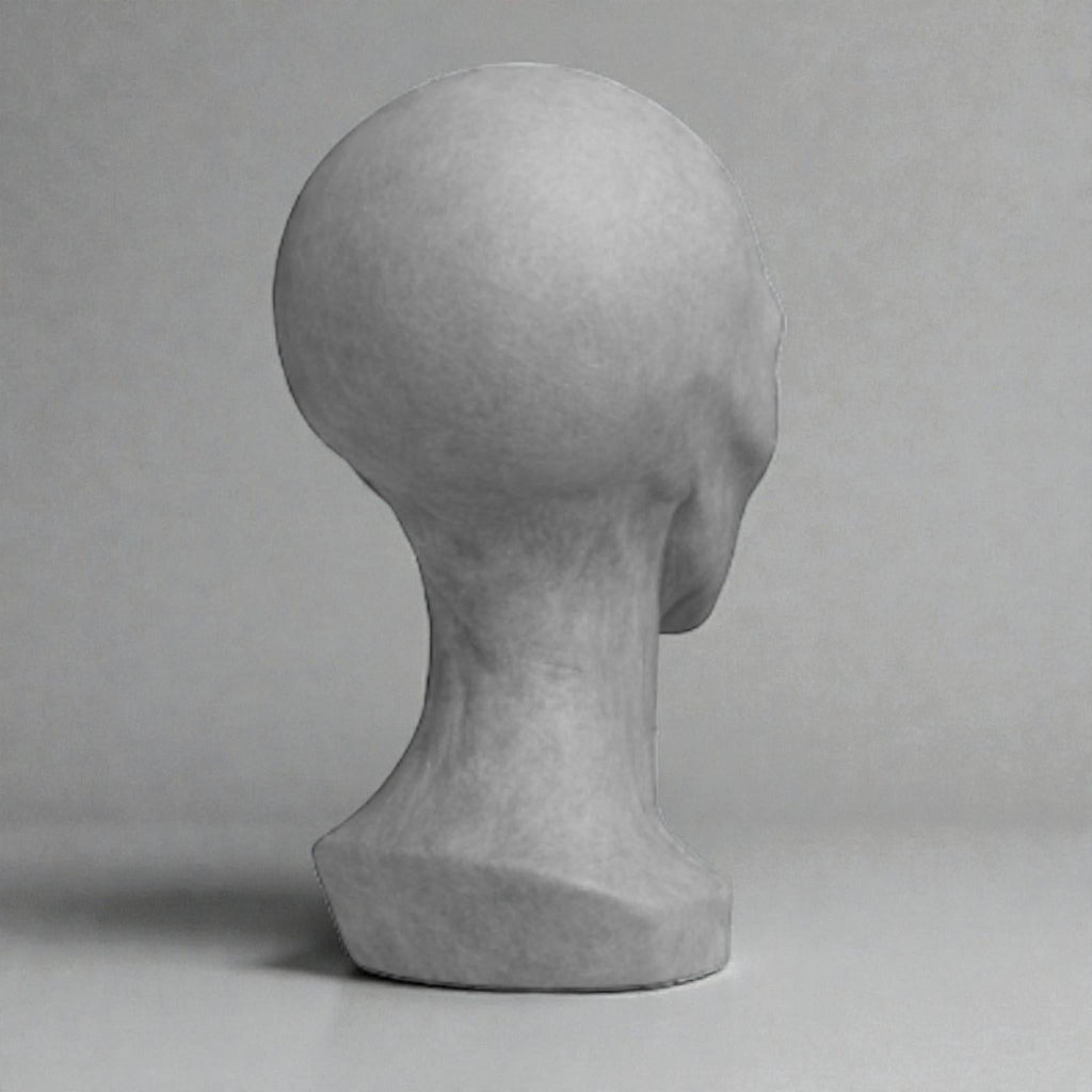 Happy3dWorld alien bust headphone stand in matte gray PLA, a sci-fi desk accessory for gaming setups.