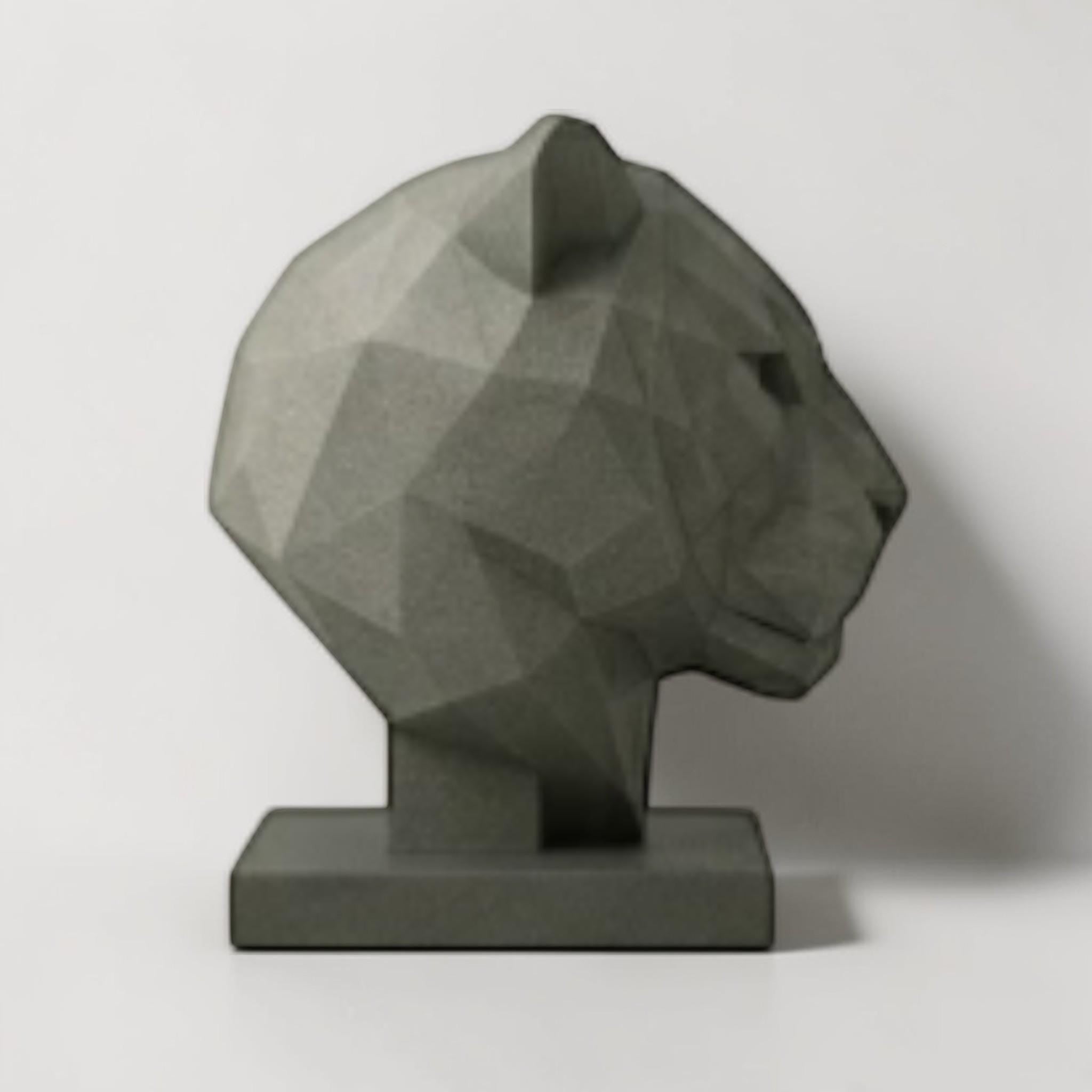 Happy3dWorld gray low-poly geometric tiger head headphone stand for gaming desks