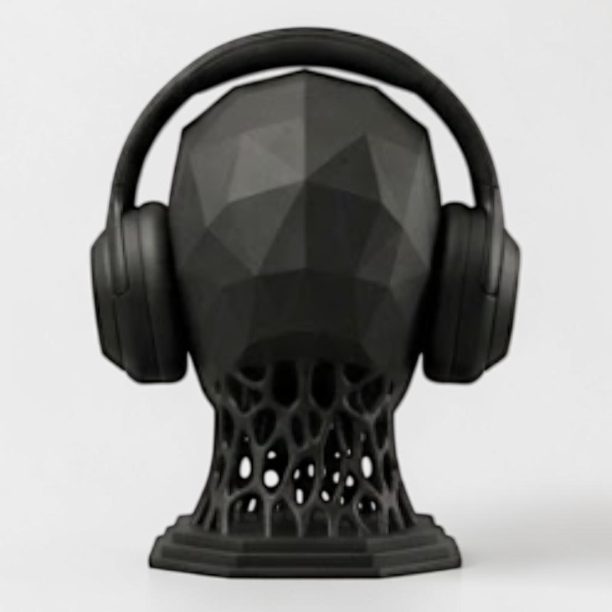 Happy3dWorld matte black low poly alien headphone stand with a geometric cranium and voronoi lattice neck design.