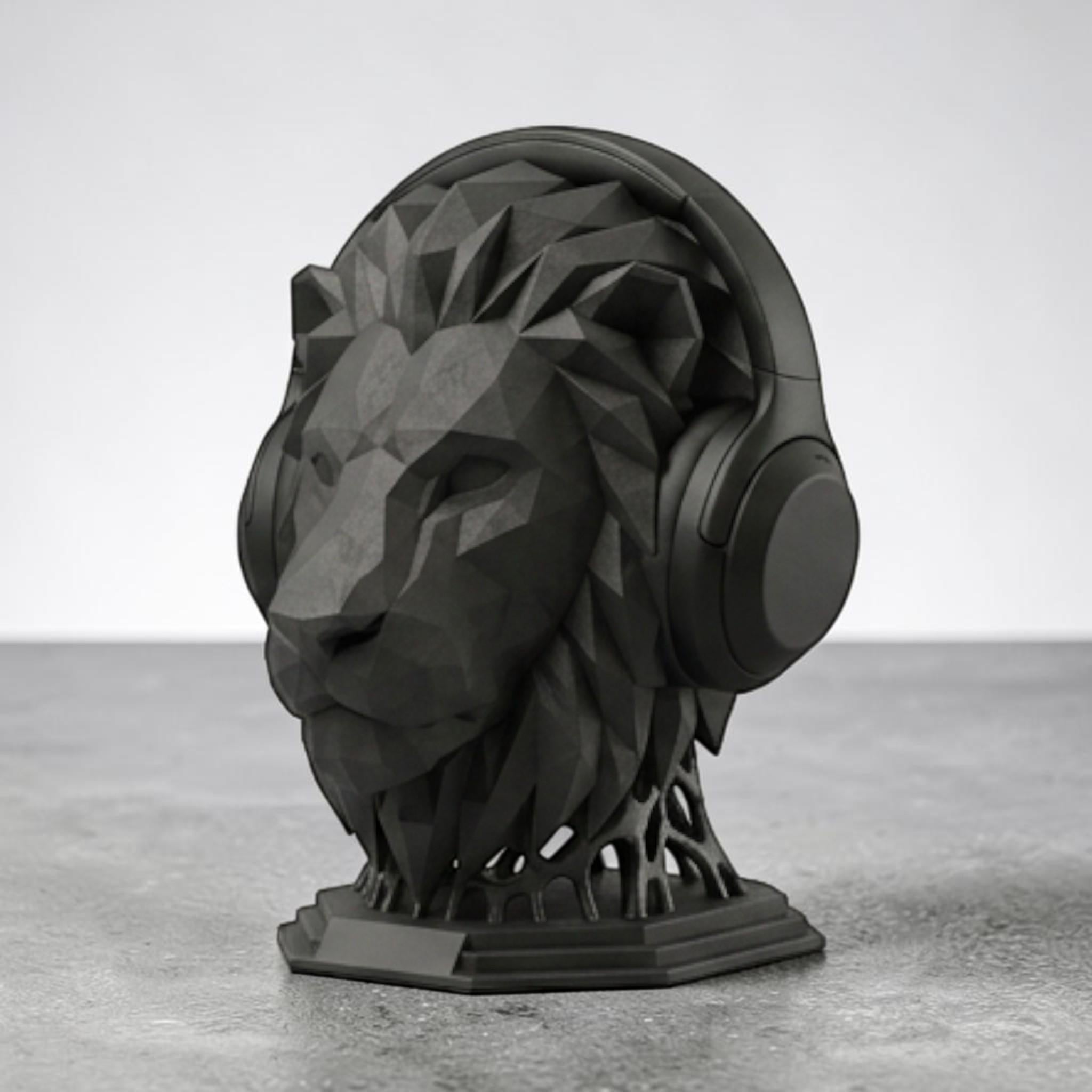 Majestic Lion Headphone Stand – 3D Printed Gaming Desk Art – 3D printed headphone stand detail 9