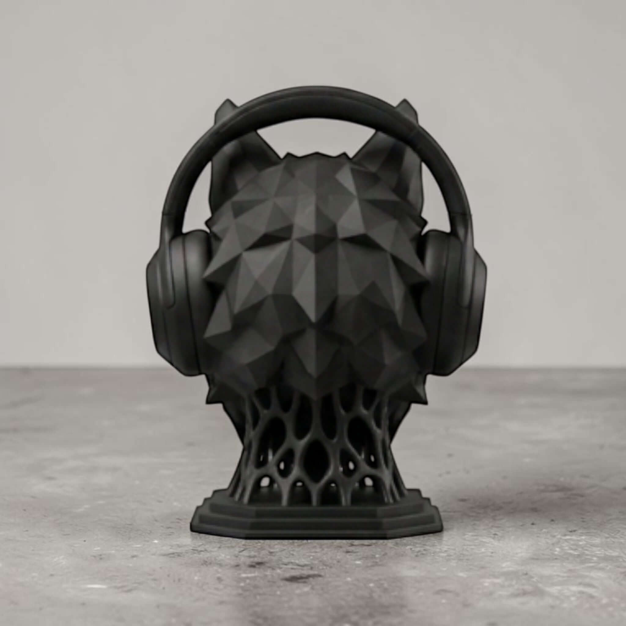 Geometric Wolf Headphone Stand – Matte Black Minimalist Edition – 3D printed headphone stand detail 11