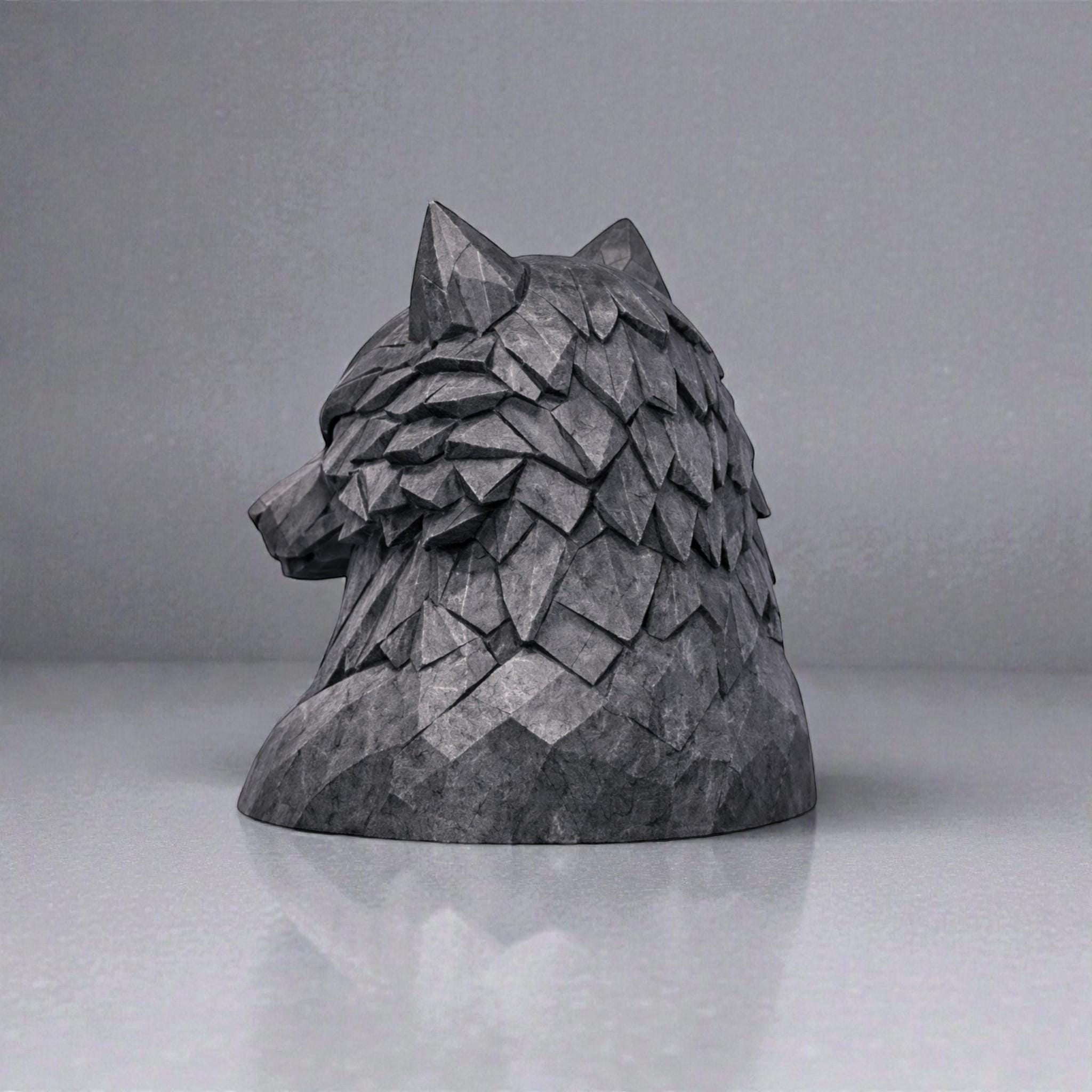 Geometric Wolf Headphone Stand – Compact Low-Poly Desk Organizer – 3D printed headphone stand detail 17