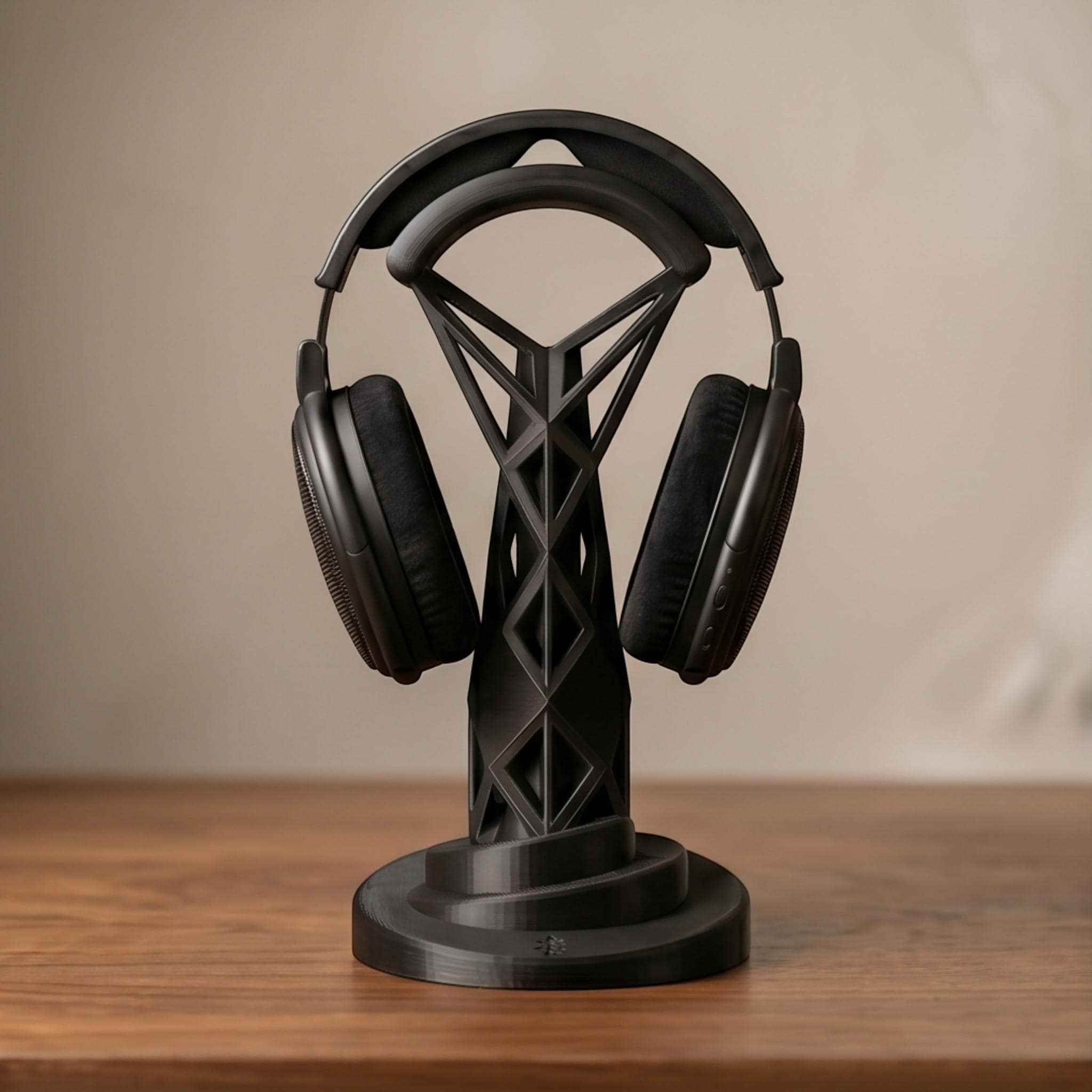 Geometric Headphone Stand – 3D Printed Black Gaming Desk Organizer – 3D printed headphone stand detail 6