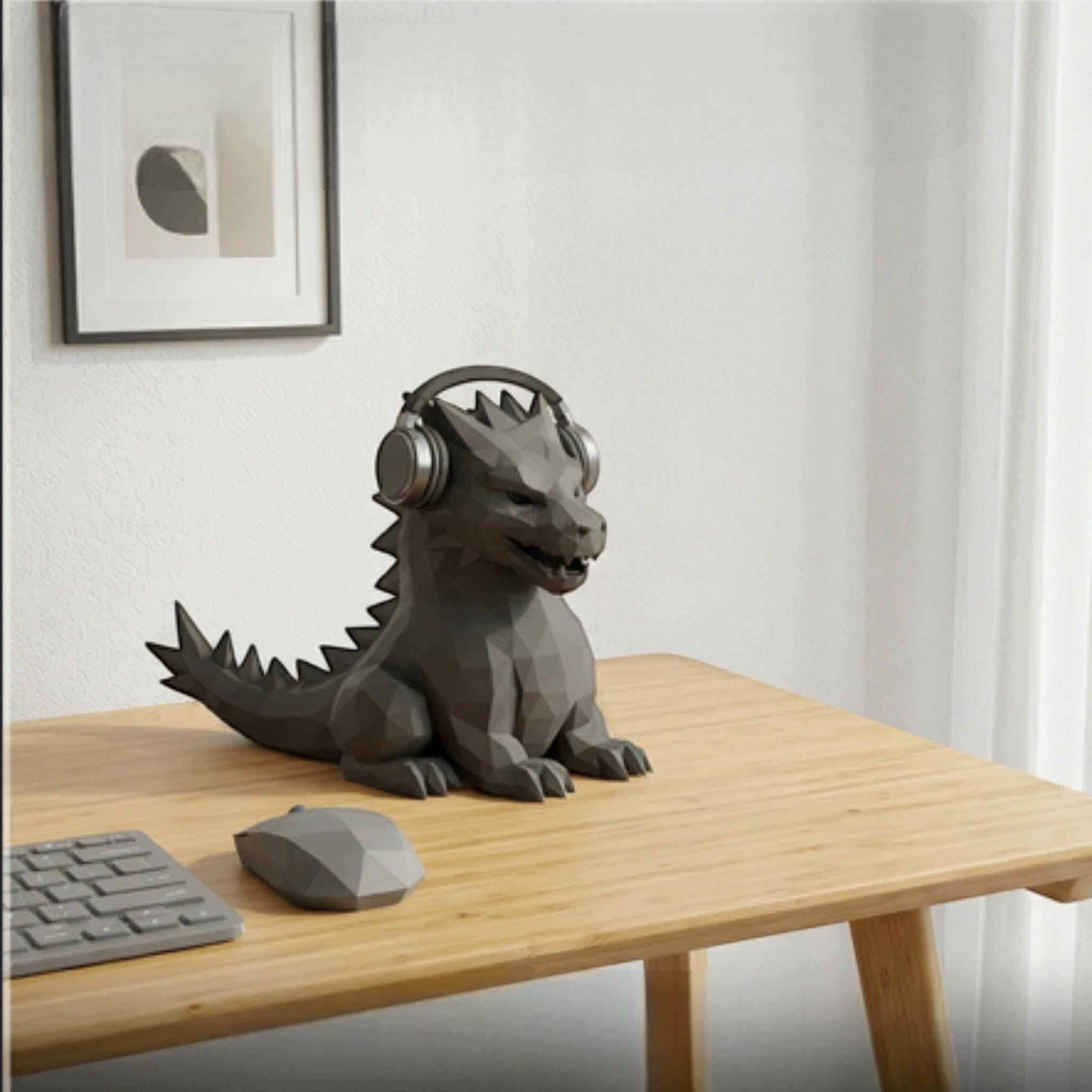 Geometric Dragon Headphone Stand – RGB-Ready Low-Poly Sculpture – 3D printed headphone stand detail 2