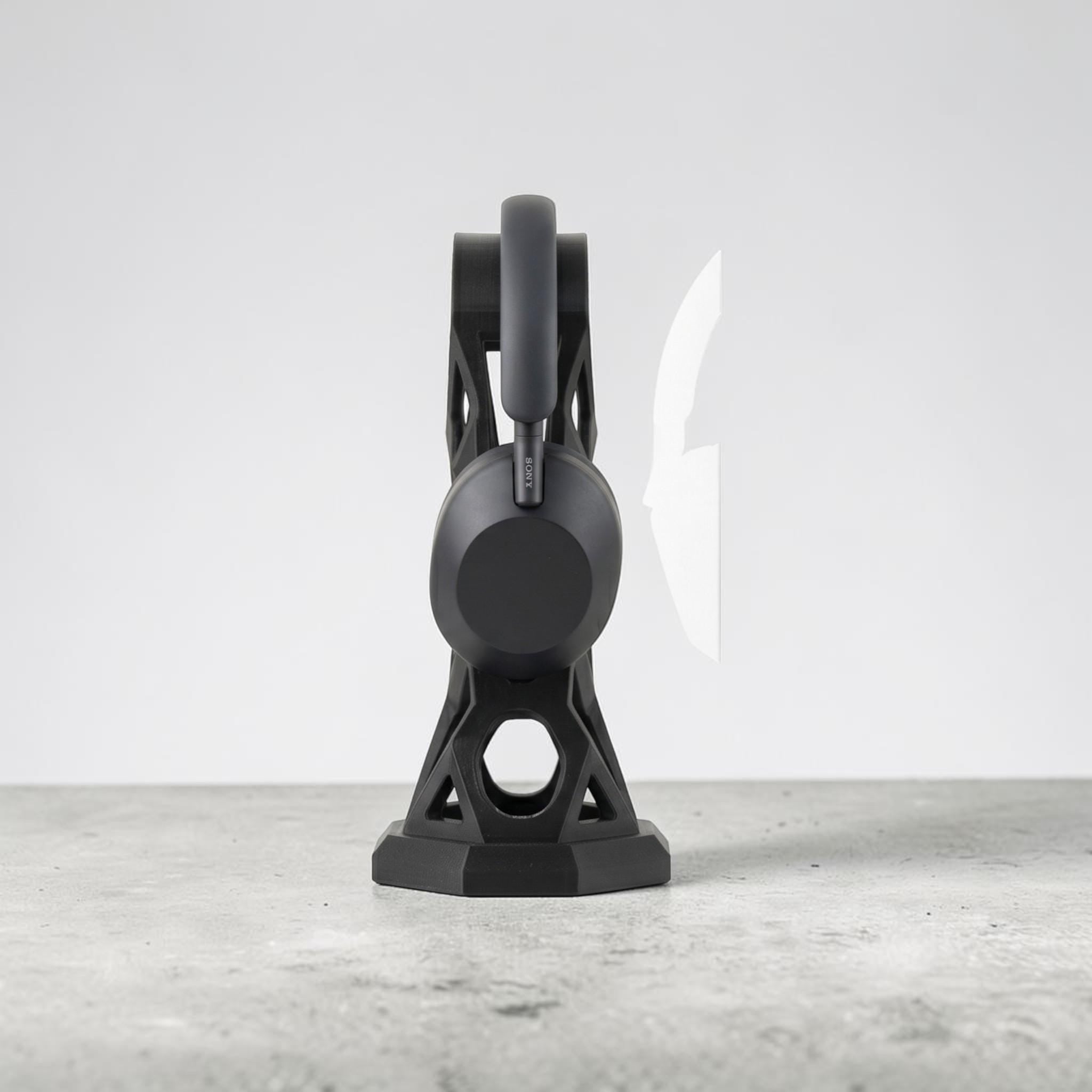Cage Design Headphone Holder – 3D Printed Black Gaming Desk Stand – 3D printed headphone stand detail 9